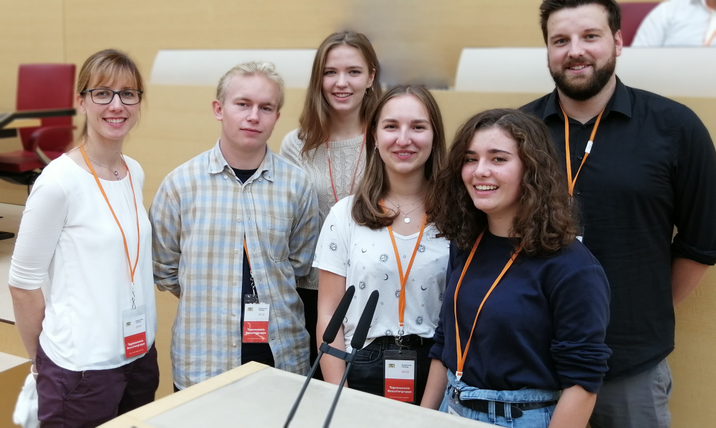 v.l. Diana Emmert, Tilman Kerber, Stefanie Schnellbach, Lisa Klett, Anne Mäckler, Christian Gräb